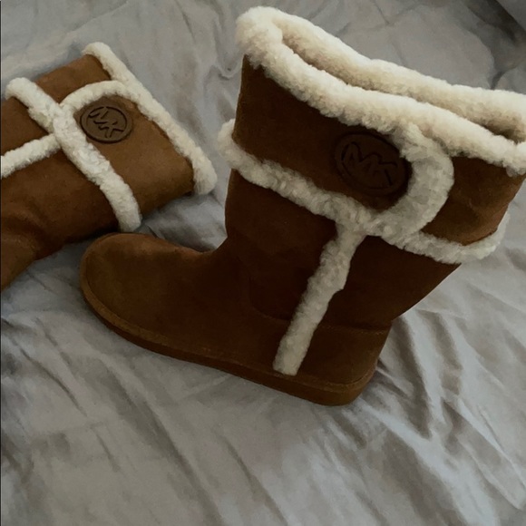 MICHAEL KORS TALL FUR BOOTS IN CAMEL SIZE 10 NEW - Picture 3 of 6